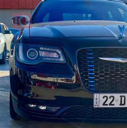 کرایسلەر 300